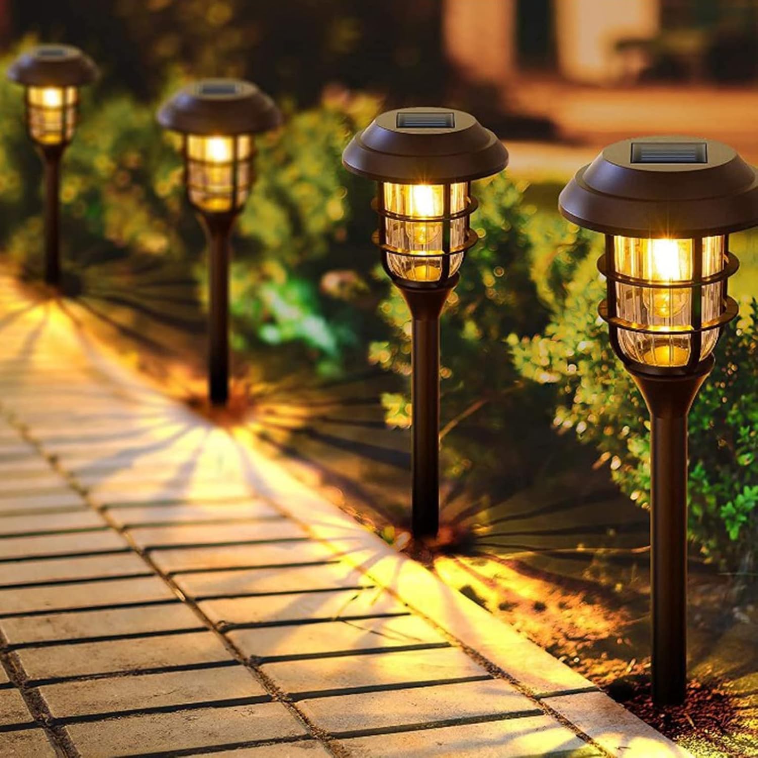Tekone Luce Solare da Giardino LED con Picchetto – Batteria NiMH 300mAh, Design Classico Nero