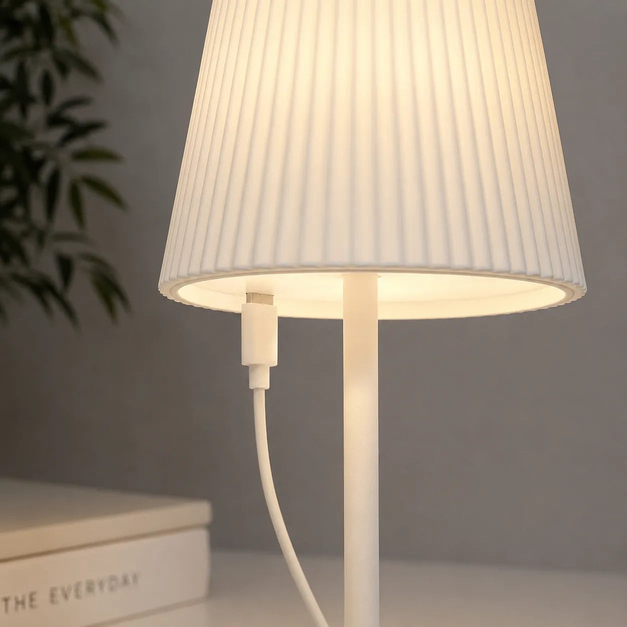 Tekone Lampada da Tavolo LED Ricaricabile Touch USB-C 3 Colori
