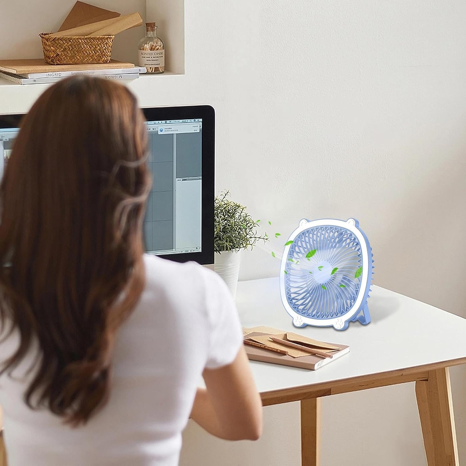 TekOne Mini Ventilatore USB 5W Appendibile con 3 Velocità – Batteria 800mAh, Silenzioso e Compatto